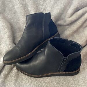Softwalk Wesley Bootie, black,size 9